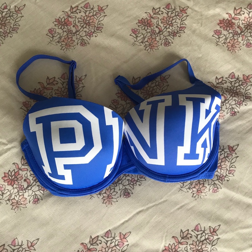 PINK Lightly Lined Bra